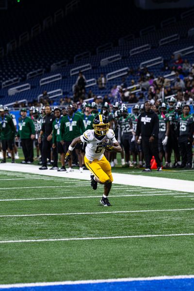 Detroit Cass Tech vs King — PSL Championship at Ford Field, football photo 5