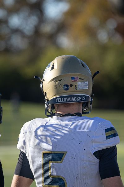 Detroit Country Day Varsity Football vs Father Gabriel Richard, football photo 2