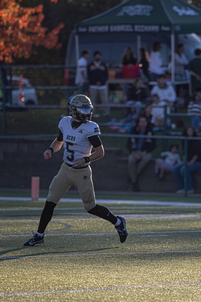 Detroit Country Day Varsity Football vs Father Gabriel Richard, football photo 24
