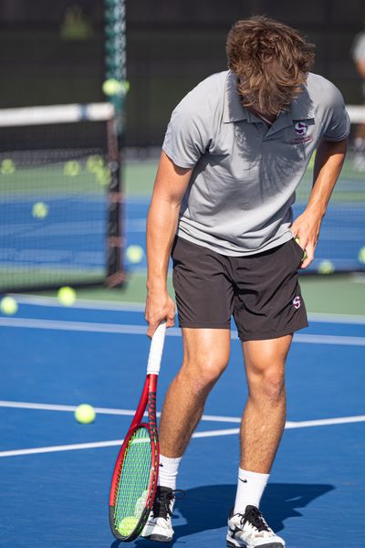 Seaholm Boys Varsity Tennis — Senior Team, tennis photo 2